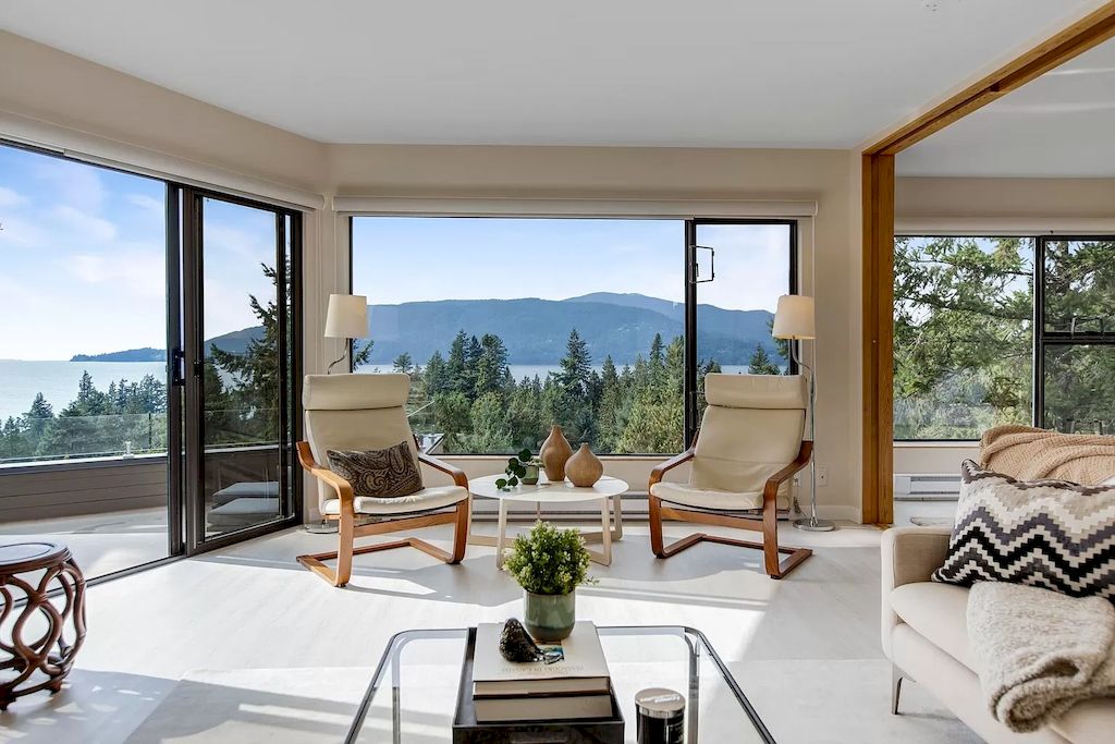 This-C3268000-Amazing-House-in-West-Vancouver-Built-in-a-Dramatic-Landscape-18