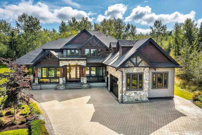 This C$4,850,000 Timeless Exquisite Home in Langley That will Please the Most Discerning Buyers