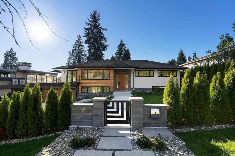 This C$3,998,000 Gorgeous Rebuilt Home in West Vancouver Has a Fabulous Modern Aesthetic