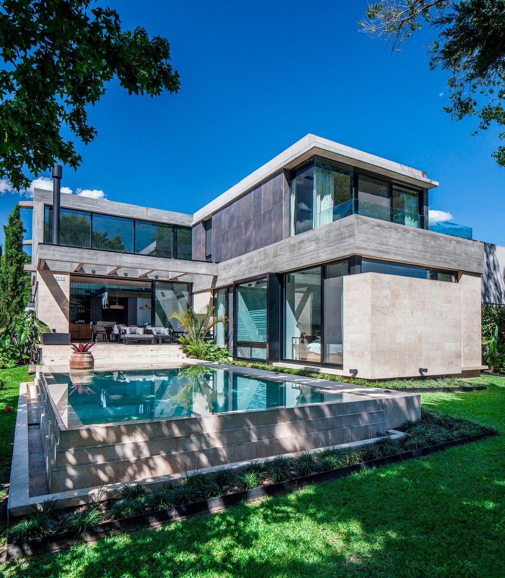 Y-House-Stunning-2-storey-modern-Villa-by-Jorgelina-Tortorici-Asociados-1