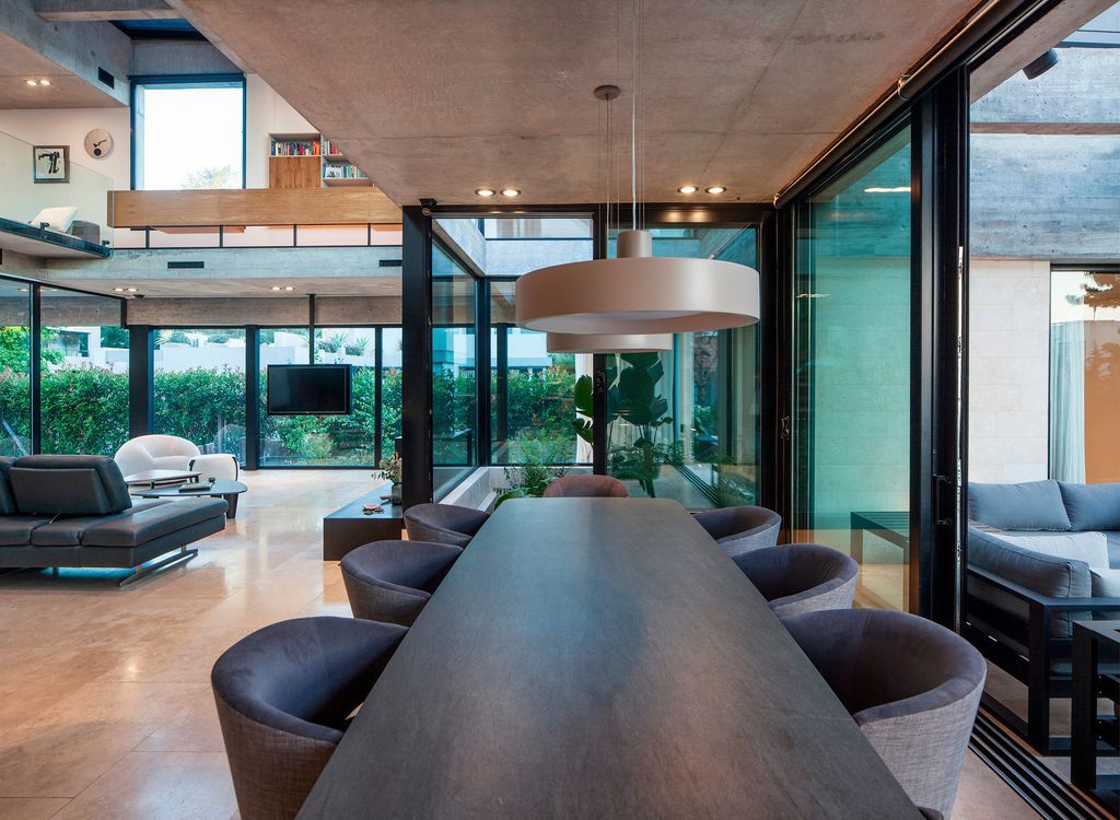 Y-House-Stunning-2-storey-modern-Villa-by-Jorgelina-Tortorici-Asociados-15