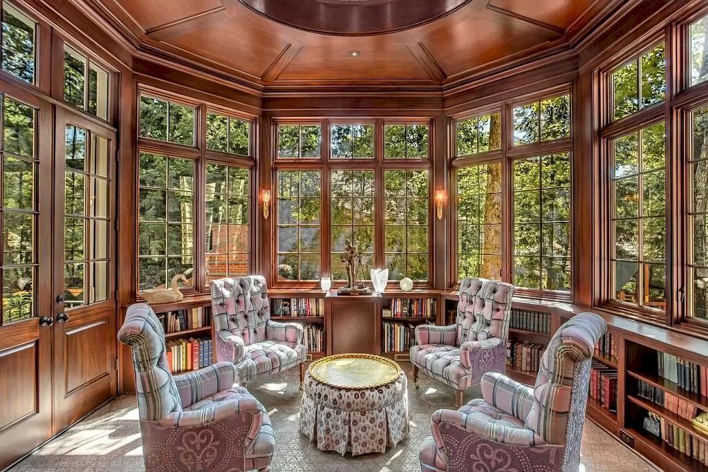 Sense of Elegance and Intimacy Emerges When You Enter in this $4,000,000 Unique and Elegant Home in Georgia