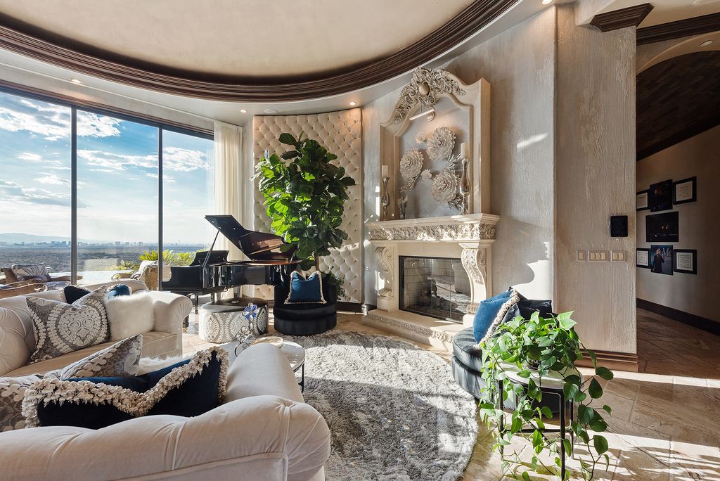 Stunning Nevada Residence with unobstructed views of the entire city asks for $8,999,999