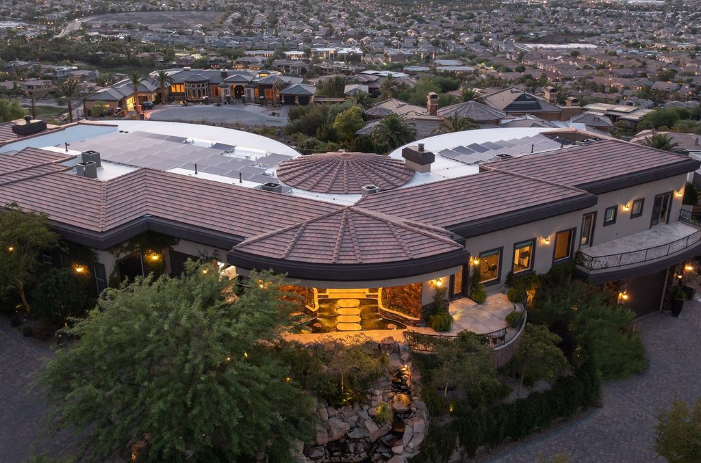 Stunning Nevada Residence with unobstructed views of the entire city asks for $8,999,999