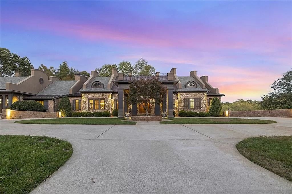 Incredible Estate Surrounded by Privacy and Tranquility in Georgia Listed for $3,250,000