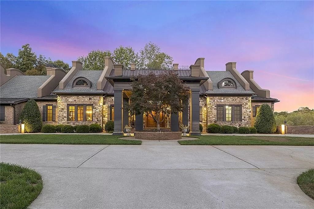 Incredible Estate Surrounded by Privacy and Tranquility in Georgia Listed for $3,250,000