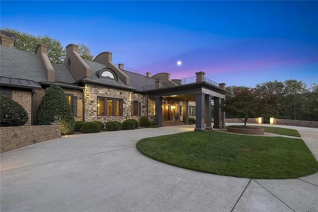 Incredible Estate Surrounded by Privacy and Tranquility in Georgia Listed for $3,250,000