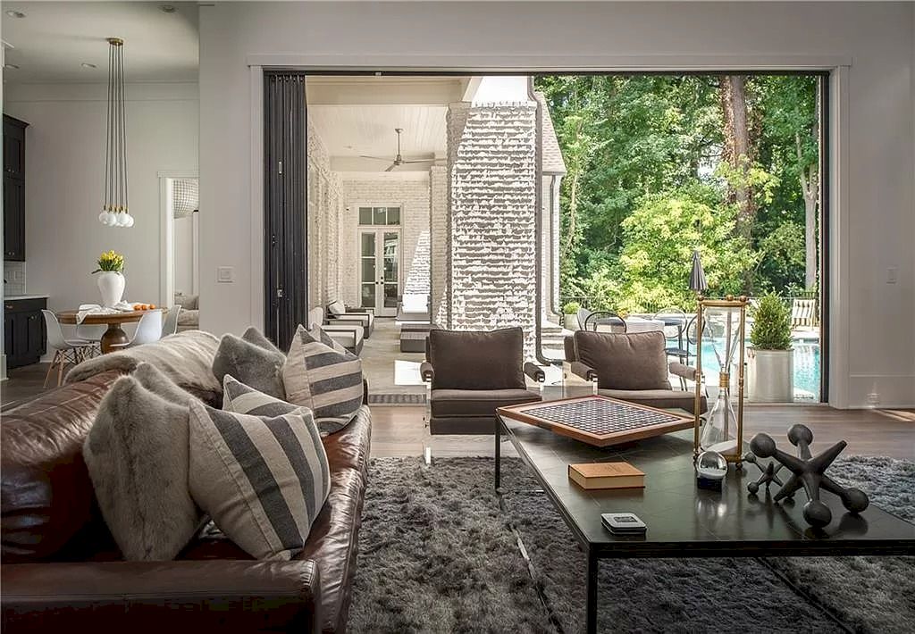 This True Retreat of Modern Vibes in the Heart of Sandy Springs, Georgia Listed for $3,195,000