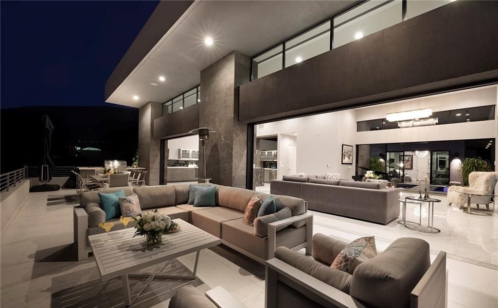 Stylish Modern Nevada home with indoor-outdoor open concept design sells for $4,500,000