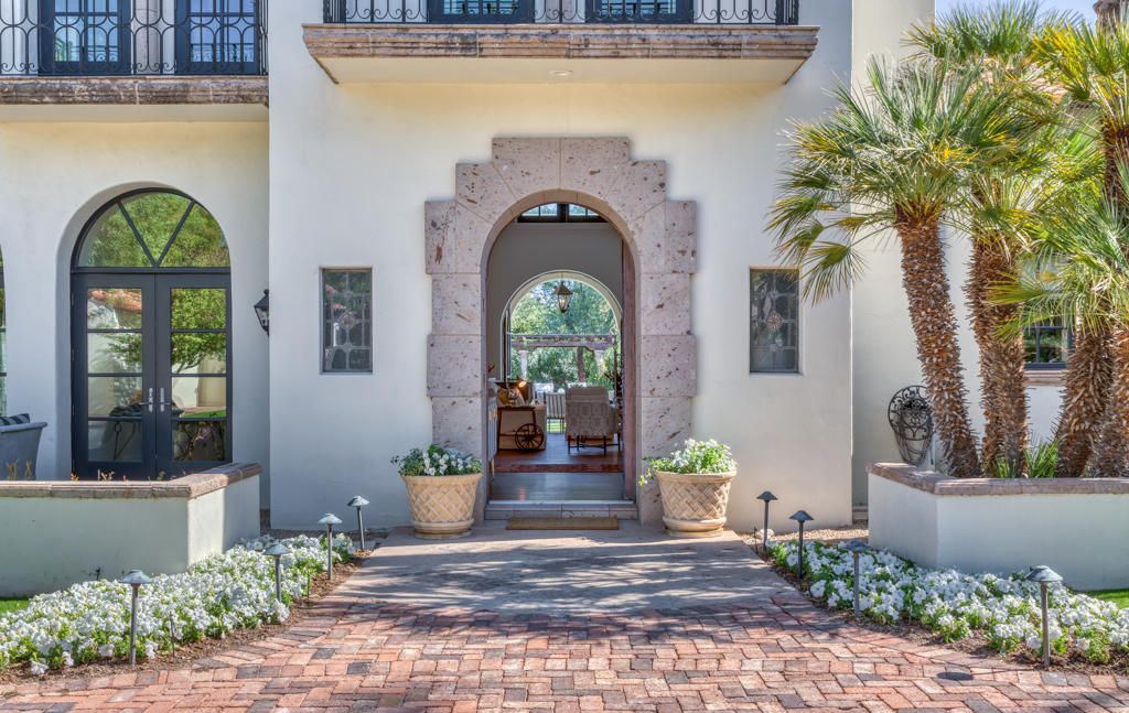 Timeless Arizona estates with interior renovated by  Donna Vallone hits Market for $6,498,000