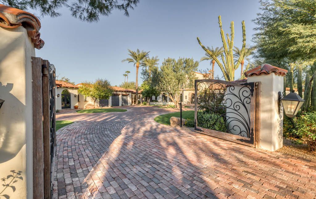 Timeless Arizona estates with interior renovated by  Donna Vallone hits Market for $6,498,000