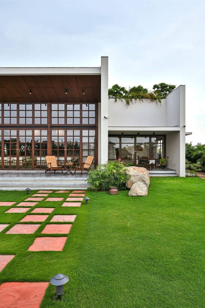 Barbodhan Villa, a Luxurious and Splendour Project in India by Designritmo
