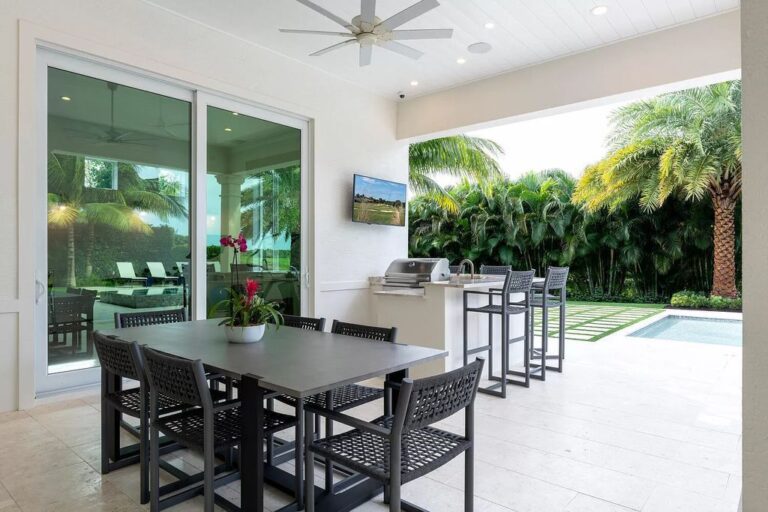 4,650,000 Beautifully Appointed Custom Home in Palm Beach Gardens