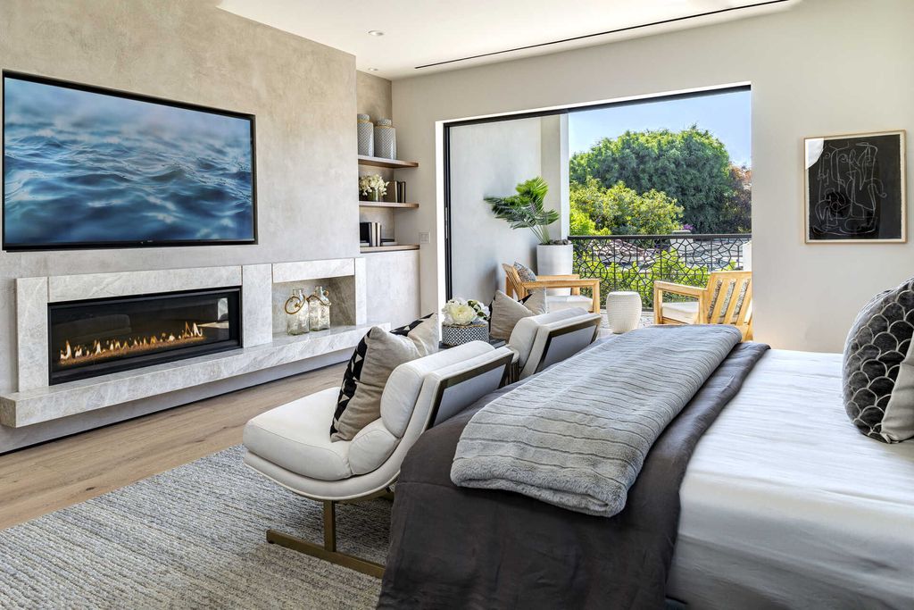 The Home in Los Angeles is a brand new contemporary Moroccan estate positioned on an oversized corner lot in trendy Beverly Grove now available for sale. This home located at 8255 Oakwood Ave, Los Angeles, California