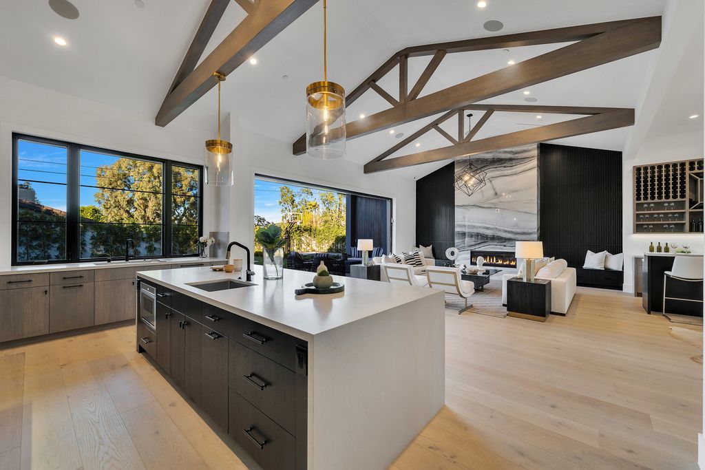 The Modern Farmhouse in Encino perfectly positioned with privacy on a supreme corner lot in Amestoy Estates now available for sale. This home located at 17201 Weddington St, Encino, California