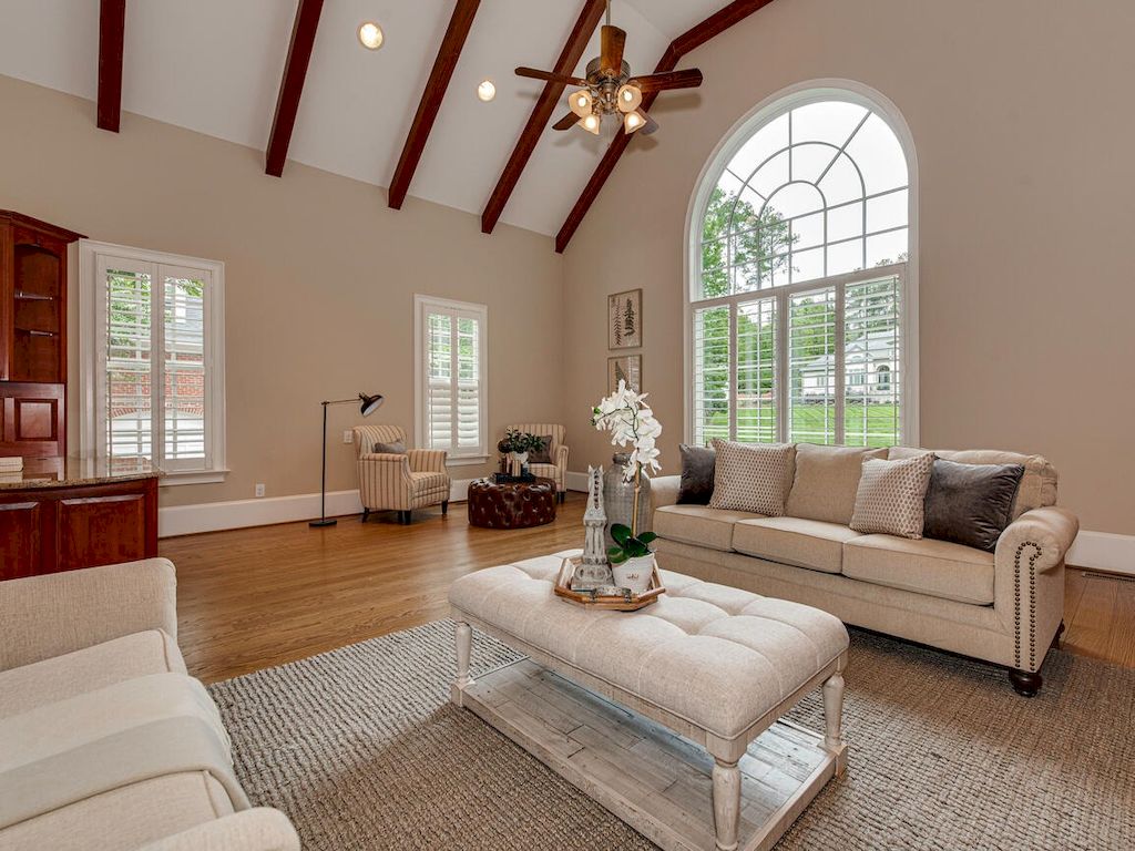 The Classic Georgian Revival Brick Estate is a luxurious home now available for sale. This home located at 151 Easton Dr, Mooresville, North Carolina; offering 05 bedrooms and 08 bathrooms with 10,677 square feet of living spaces.