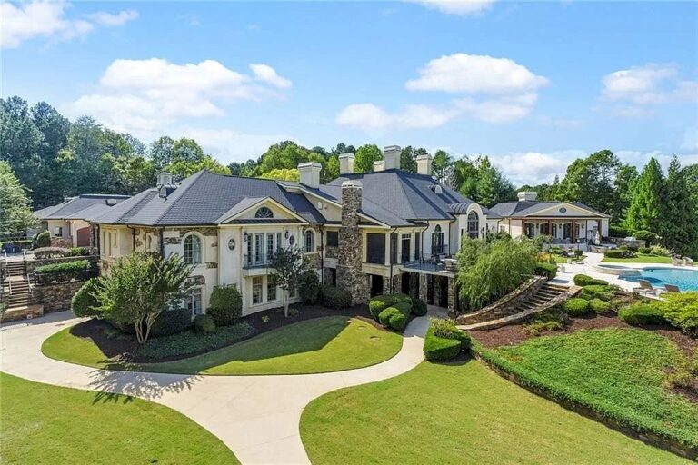 Enjoy Exceptional Finishes, Expansive Rooms and Quality Craftsmanship from Top to Bottom in this $9,500,000 Sophisticated Home in Georgia