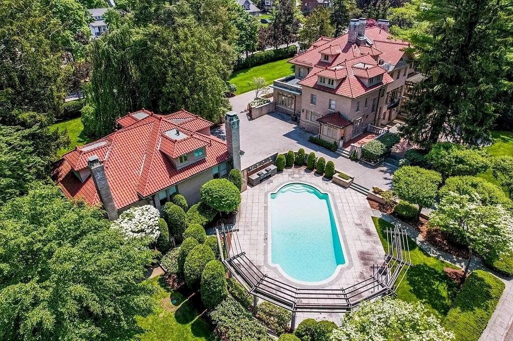 Entertaining Possibilities in Massachusetts are Endless in this $9,500,000 Extraordinary Estate