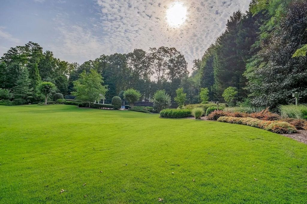 Exquisite-Custom-Built-English-Estate-in-Georgia-Hits-Market-for-5750000-23