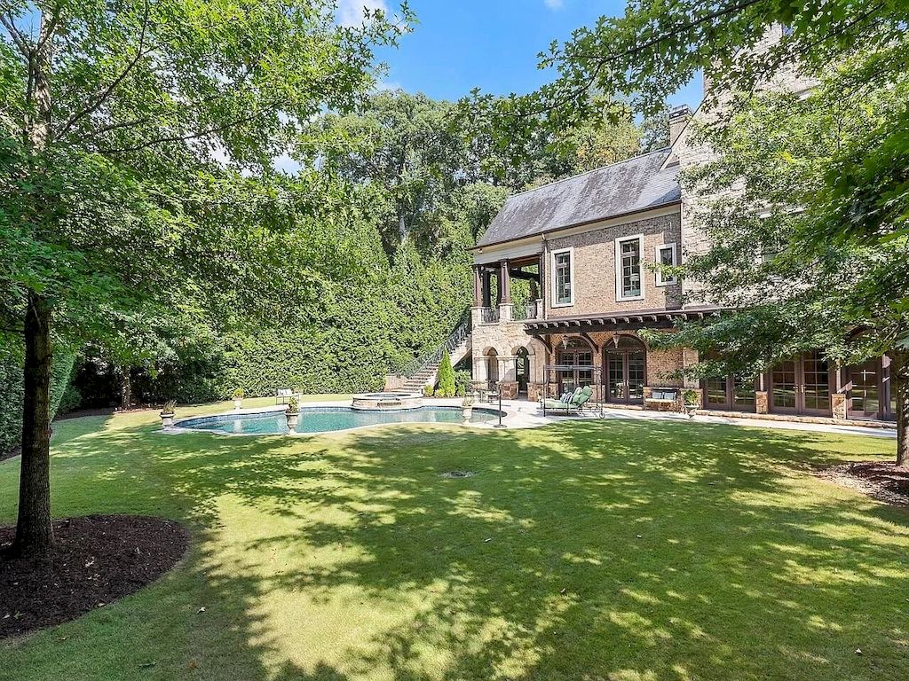 Exquisite-and-Fully-Automated-Smart-Home-in-Georgia-Listed-for-9499000-12