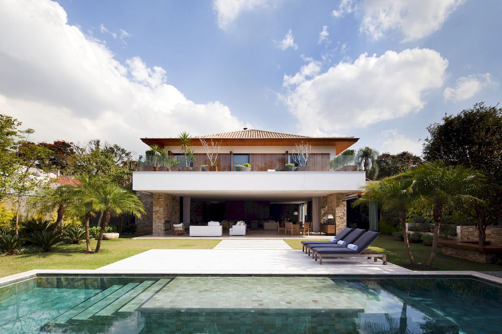 LO House, Create Harmony of Nature by Dado Castello Branco Arquitetura