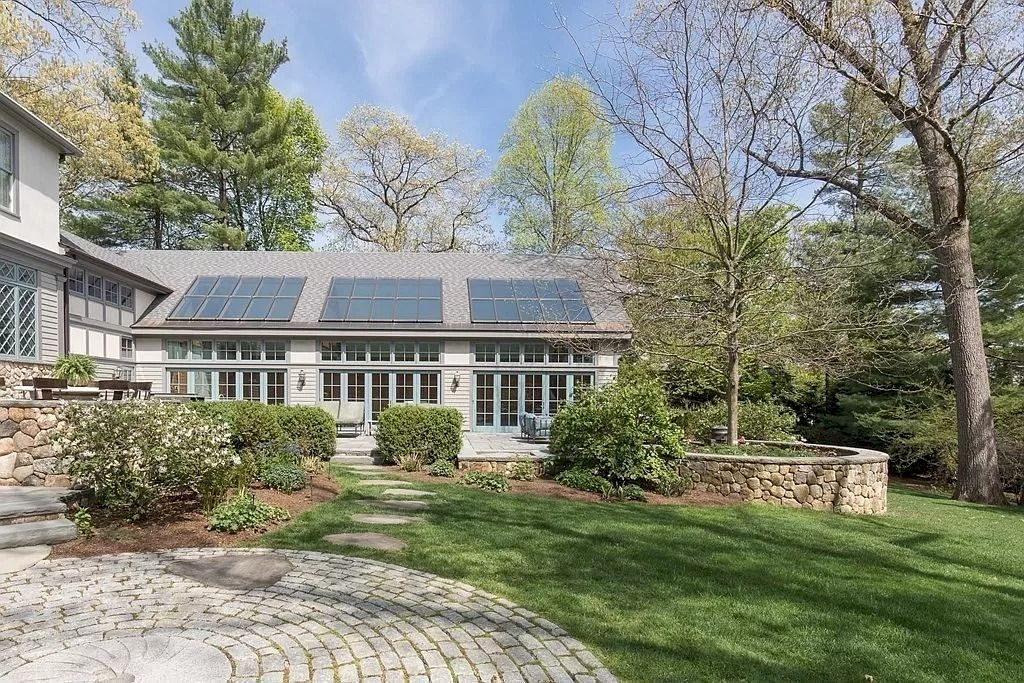 The Home in Massachusetts is a luxurious home now available for sale. This home located at 148 Highland Ave, Newton, Massachusetts; offering 05 bedrooms and 08 bathrooms with 9,999 square feet of living spaces.