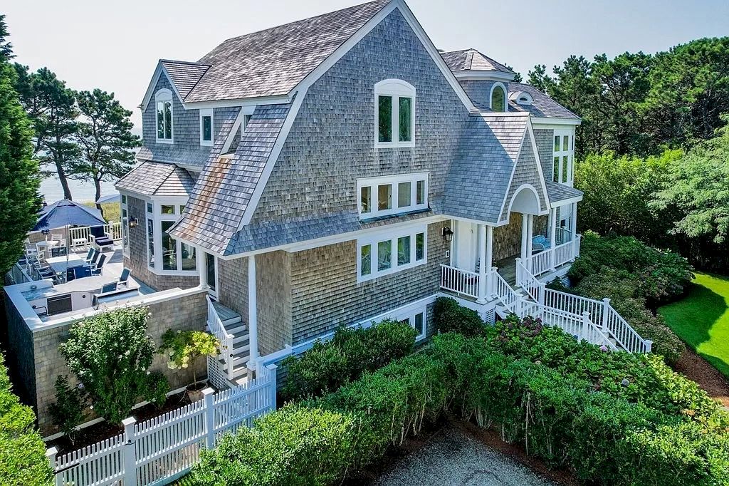 The Perfect Beachfront Home is a luxurious home now available for sale. This home located at 27 Ocean Bluff Dr, Mashpee, Massachusetts; offering 06 bedrooms and 08 bathrooms with 4,220 square feet of living spaces.