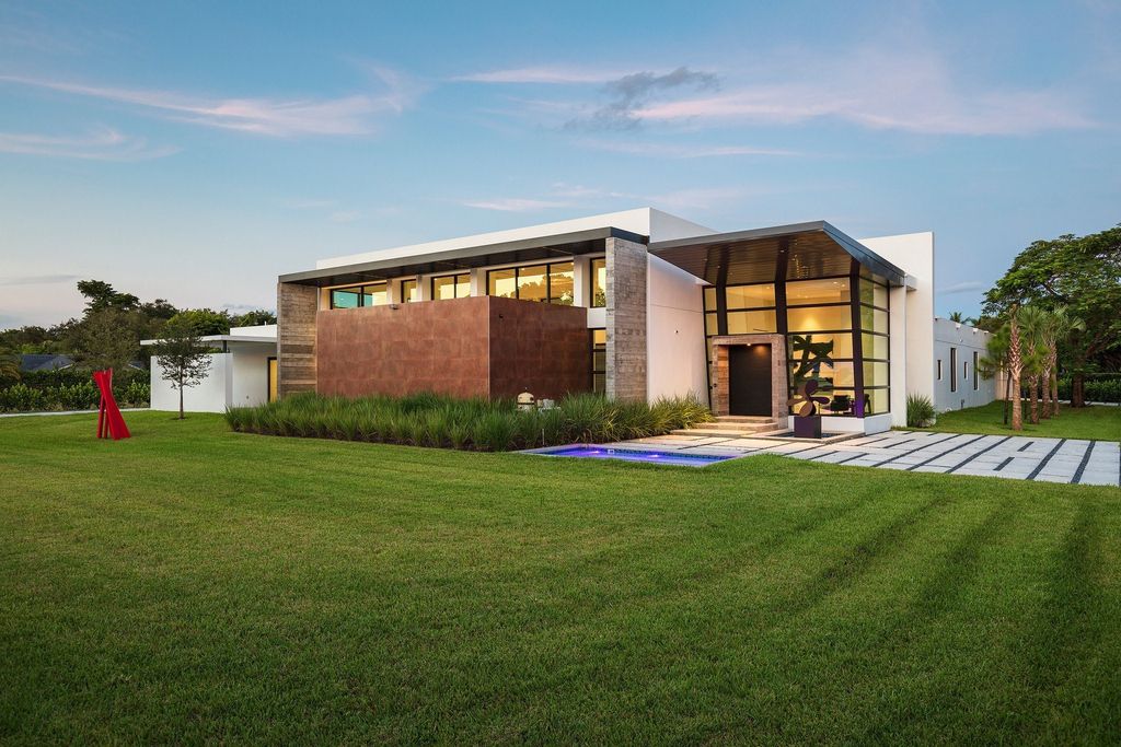 Stunning-Brand-New-Modern-Home-in-Miami-with-The-Finest-Finishes-for-Sale-at-6500000-28