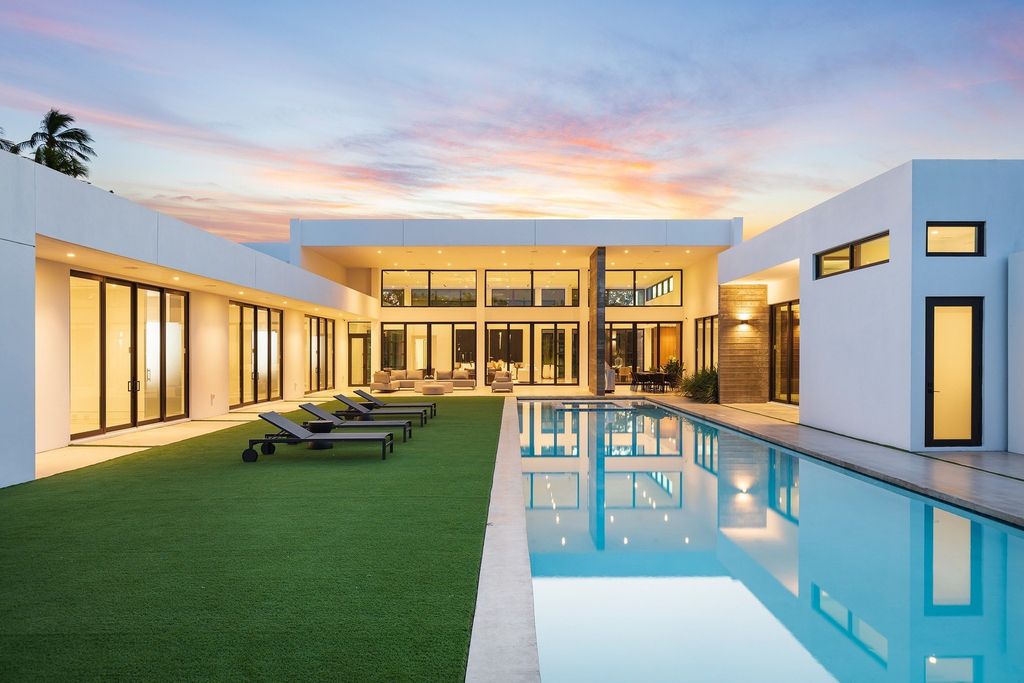 Stunning-Brand-New-Modern-Home-in-Miami-with-The-Finest-Finishes-for-Sale-at-6500000-5