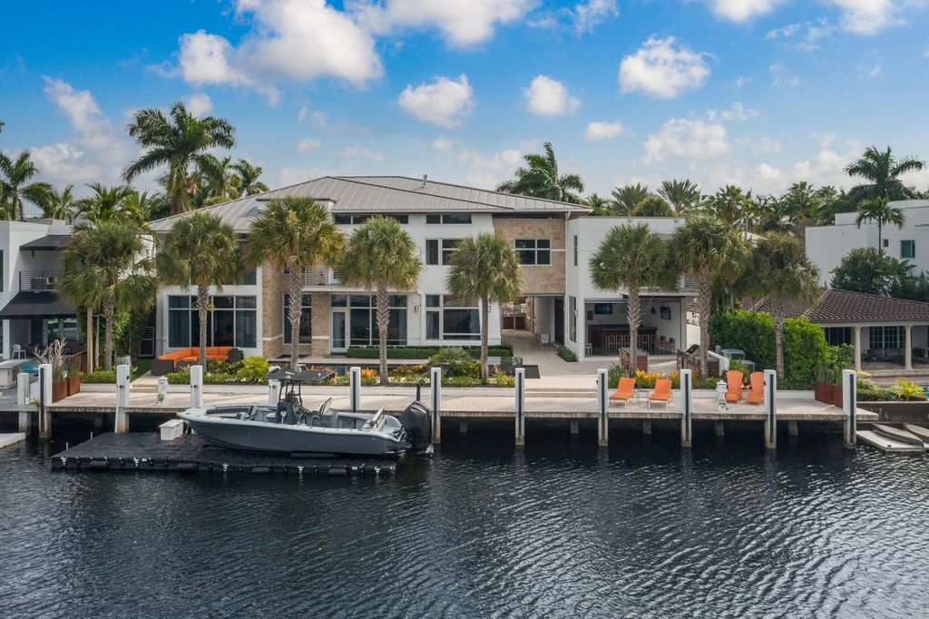 The Home in Fort Lauderdale is a stunning waterfront estate lives more like a resort with luxurious finishes and amazing entertaining areas now available for sale. This home located at 109 S Gordon Rd, Fort Lauderdale, Florida