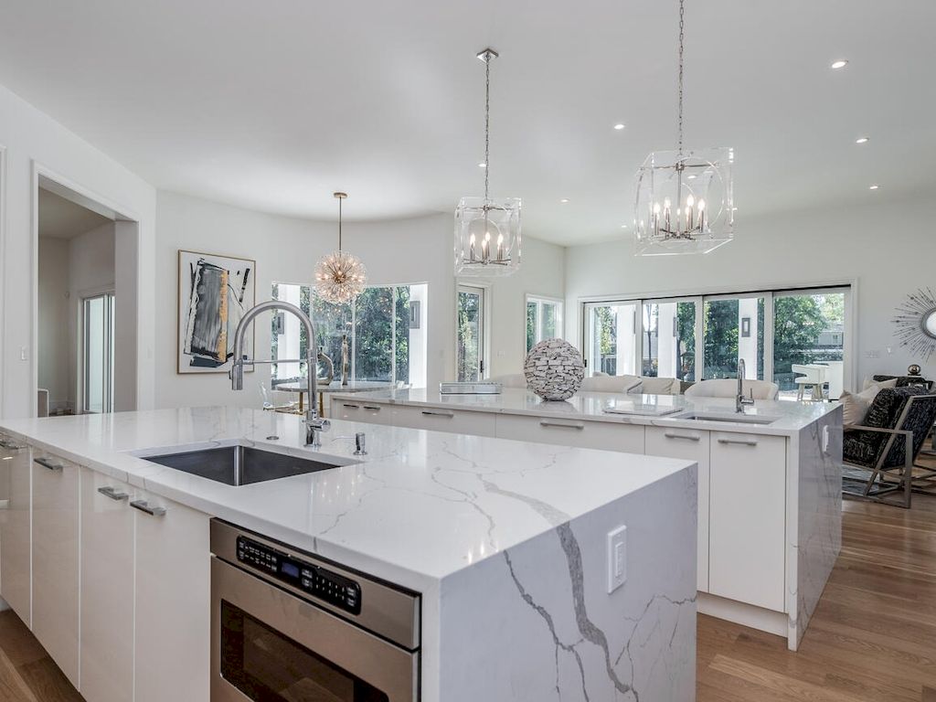 The One-of-a-kind Custom Built Home is a luxurious home now available for sale. This home located at 3612 English Garden Dr, Charlotte, North Carolina; offering 06 bedrooms and 08 bathrooms with 7,561 square feet of living spaces.