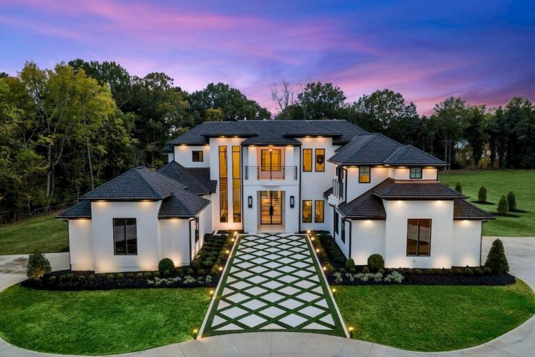 This $3,200,000 One-of-a-kind Custom Built Home Completed to the Grandeur in North Carolina