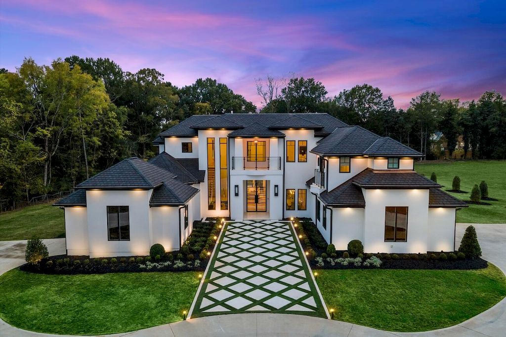 The One-of-a-kind Custom Built Home is a luxurious home now available for sale. This home located at 3612 English Garden Dr, Charlotte, North Carolina; offering 06 bedrooms and 08 bathrooms with 7,561 square feet of living spaces.