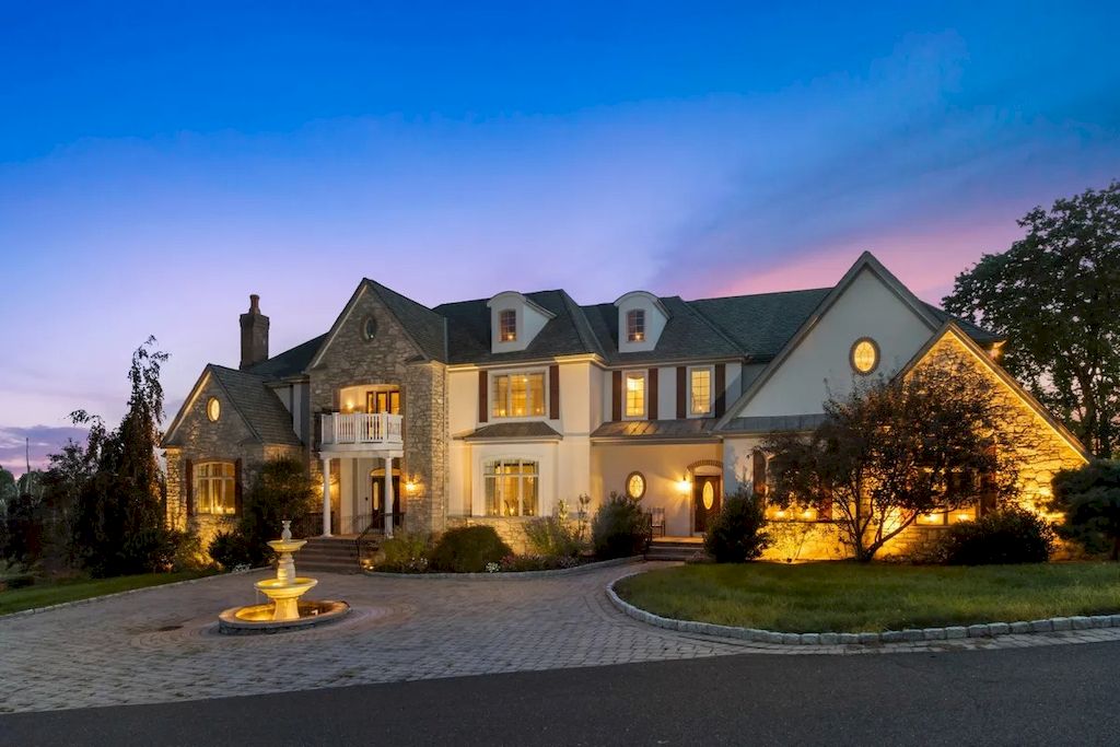The Home in Pennsylvania is a luxurious home now available for sale. This home located at 1212 Township Line Rd, Chalfont, Pennsylvania; offering 07 bedrooms and 10 bathrooms with 12,300 square feet of living spaces.