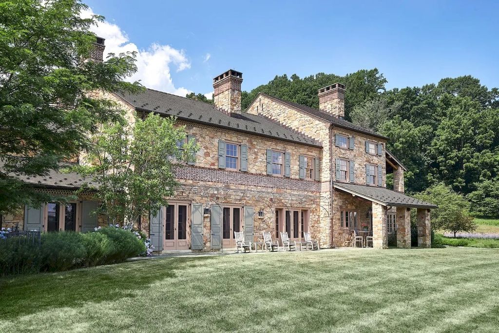 The Home in Pennsylvania is a luxurious home now available for sale. This home located at 2084 Pickering Rd, Phoenixville, Pennsylvania; offering 06 bedrooms and 08 bathrooms with 11,200 square feet of living spaces. 