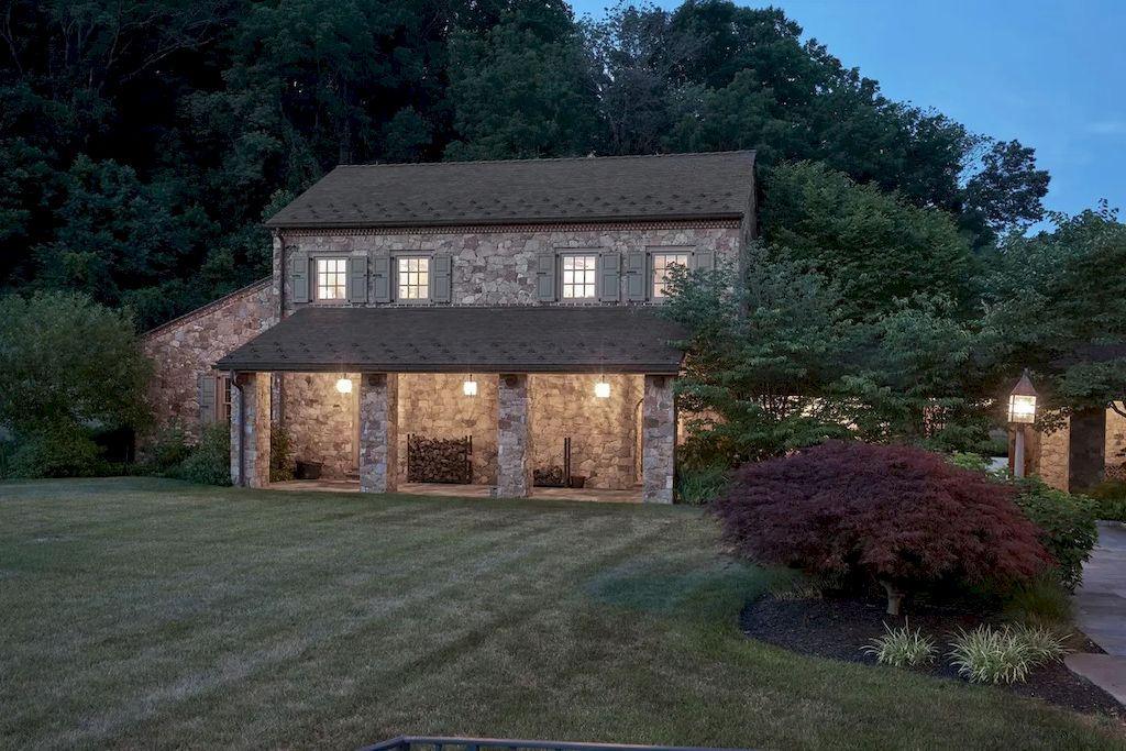 The Home in Pennsylvania is a luxurious home now available for sale. This home located at 2084 Pickering Rd, Phoenixville, Pennsylvania; offering 06 bedrooms and 08 bathrooms with 11,200 square feet of living spaces. 