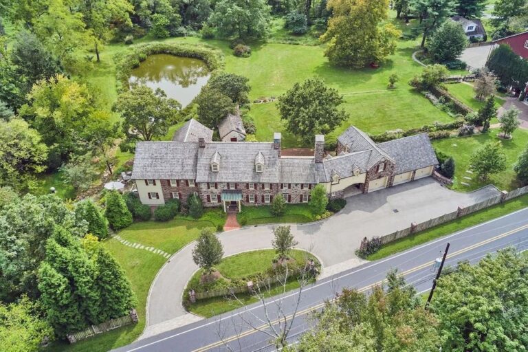 This $5,950,000 Incredible and Breathtaking Treasure Offers Ultimate Lifestyle in Pennsylvania
