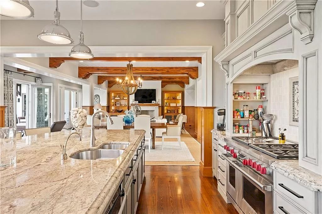 The Home in Georgia is a luxurious home now available for sale. This home located at 339 W 56th St, Sea Island, Georgia; offering 04 bedrooms and 06 bathrooms with 6,110 square feet of living spaces. 