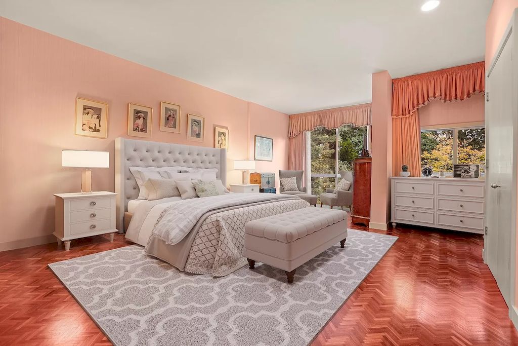 The Timeless and Understatedly Elegant Residence is a luxurious home now available for sale. This home located at 64 Highland St, Cambridge, Massachusetts; offering 05 bedrooms and 06 bathrooms with 6,898 square feet of living spaces.