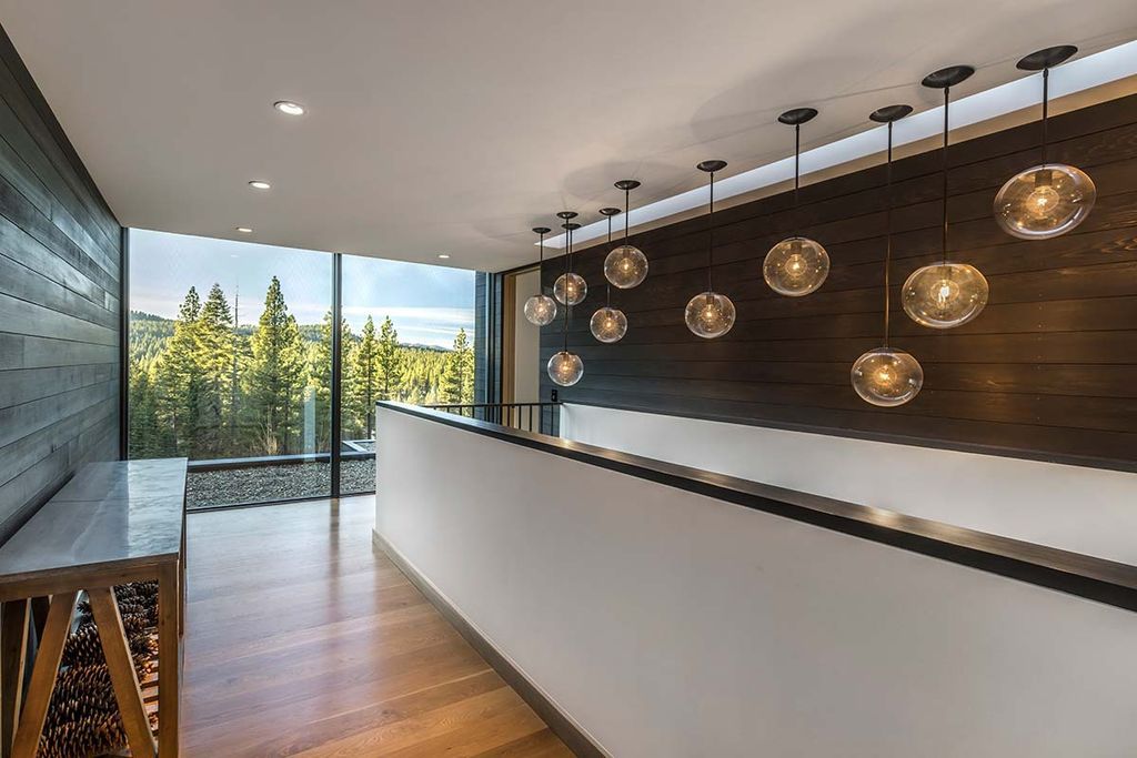 The Truckee Home an award-winning showcase of modern design with sleek lines, soaring windows, abundant natural light now available for sale. This home located at 8160 Villandry Dr, Truckee, California