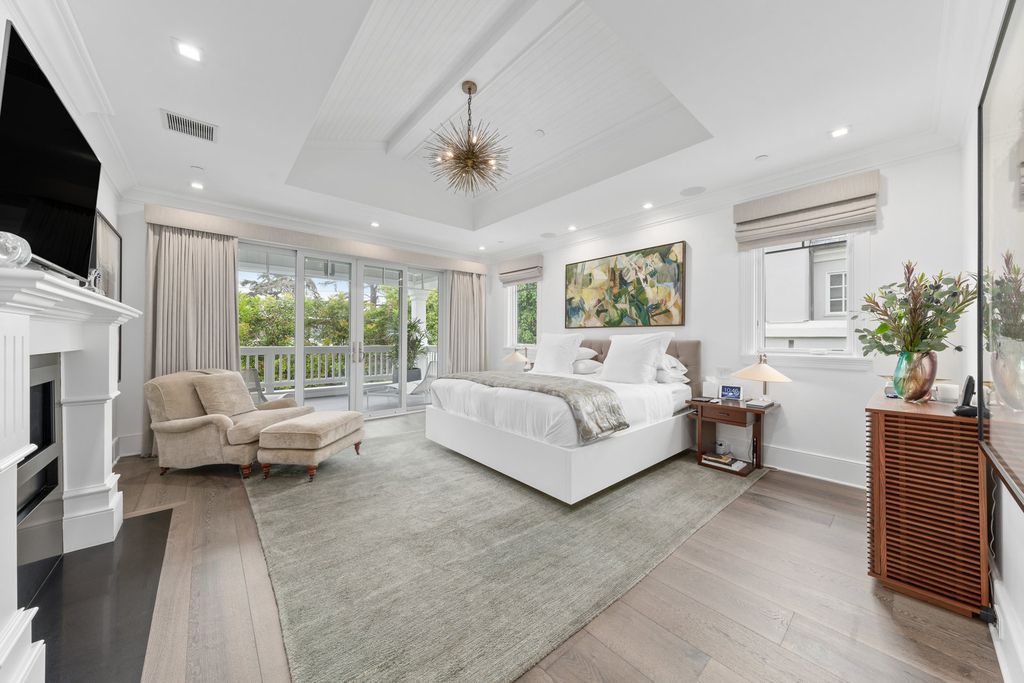 The Home in Santa Monica is a newer construction North of Montana has spacious office, grand living room and formal dining room now available for sale. This house located at 235 19th St, Santa Monica, California