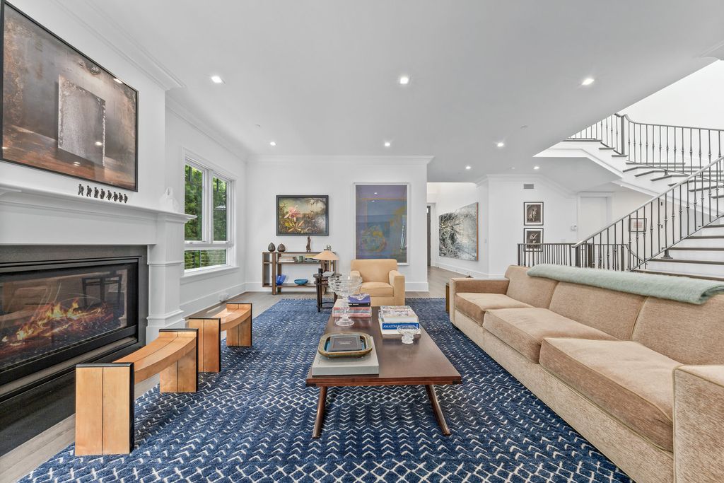 The Home in Santa Monica is a newer construction North of Montana has spacious office, grand living room and formal dining room now available for sale. This house located at 235 19th St, Santa Monica, California