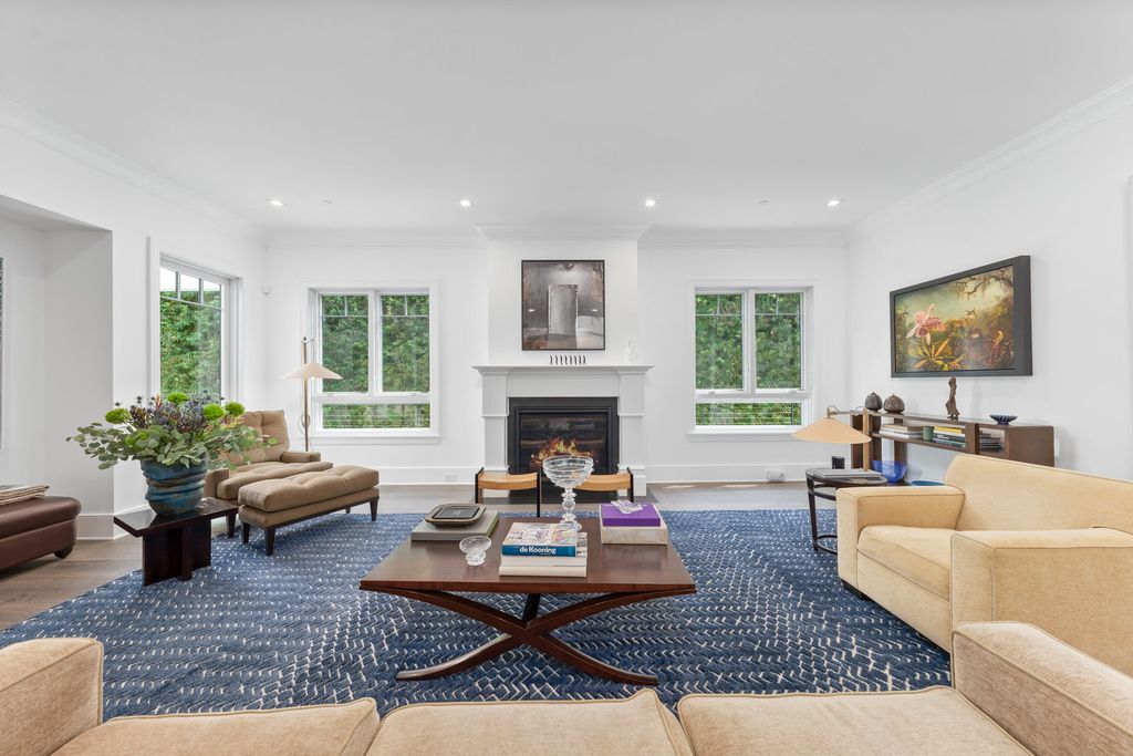 The Home in Santa Monica is a newer construction North of Montana has spacious office, grand living room and formal dining room now available for sale. This house located at 235 19th St, Santa Monica, California