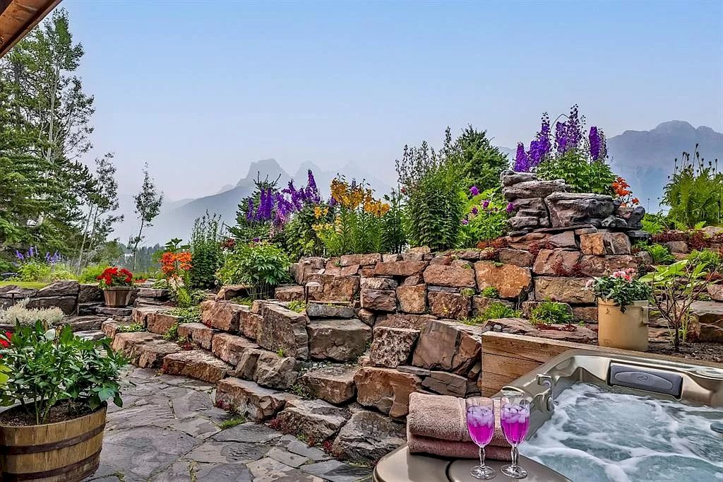 The Mountain House in Alberta is a truly great home now available for sale. This home located at 109 SW Benchlands Ter, Canmore, AB T1W 1G1, Canada