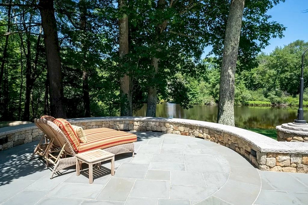 This-Gorgeous-Shingle-and-Stone-Colonial-in-Massachusetts-Hits-Market-for-4150000-12