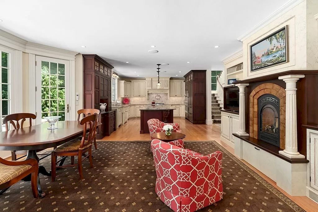 This-Gorgeous-Shingle-and-Stone-Colonial-in-Massachusetts-Hits-Market-for-4150000-27