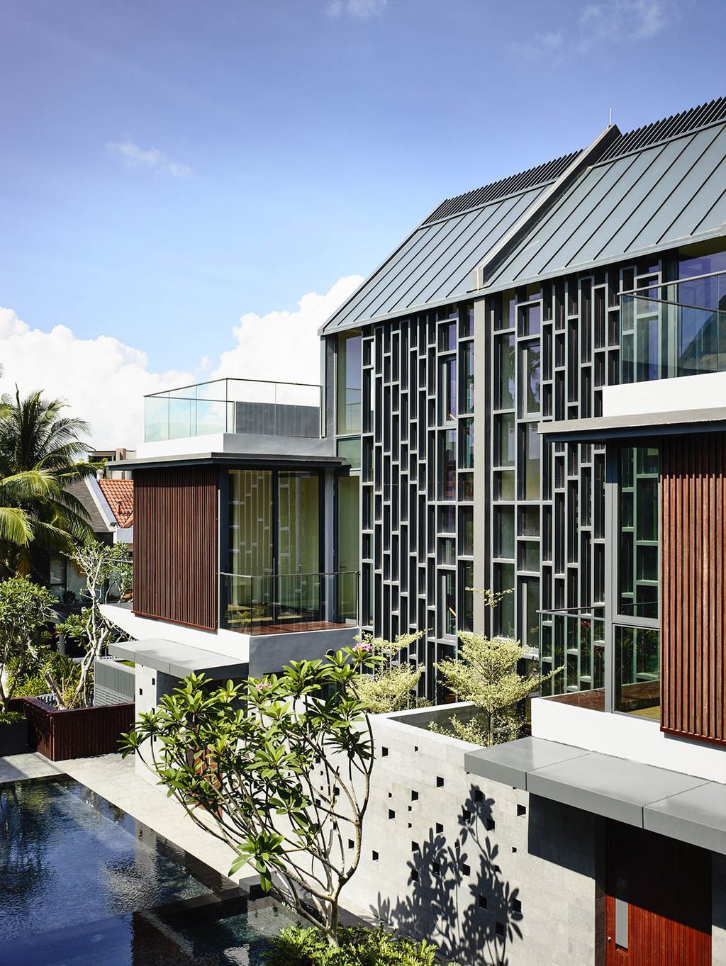 Toh Crescent, a Stunning 10-Unit Cluster of Houses by HYLA Architects