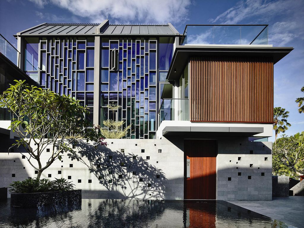 Toh Crescent, a Stunning 10-Unit Cluster of Houses by HYLA Architects