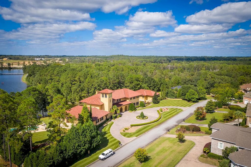 The Exceptional Villa is a luxurious home now available for sale. This home located at 112 Island View Cir, Elgin, South Carolina; offering 05 bedrooms and 10 bathrooms with 17,228 square feet of living spaces.