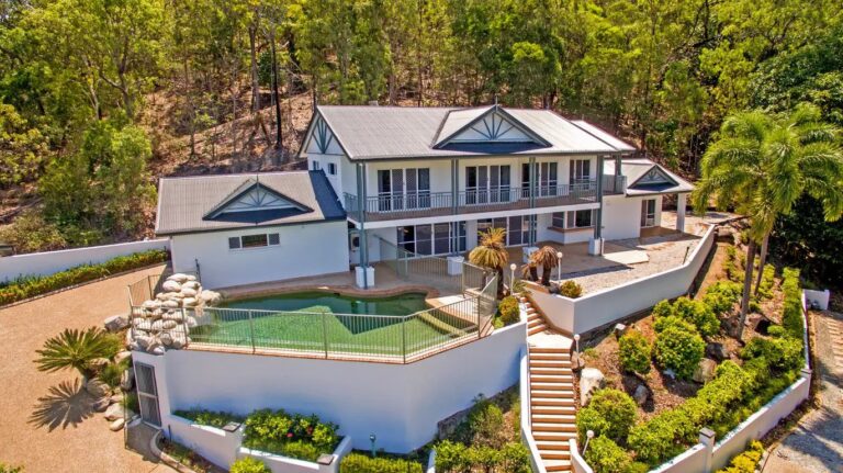 Timeless classic Queensland estate offers an unrivalled lifestyle for Sale